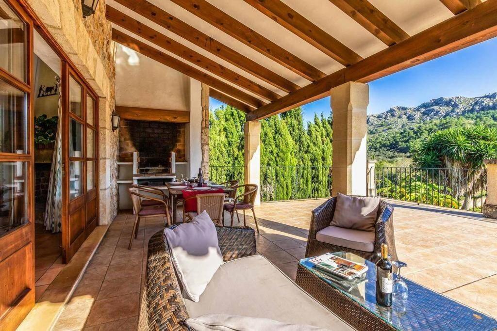 Pretty Close To Cala San Vicente By Renthousing Villa *