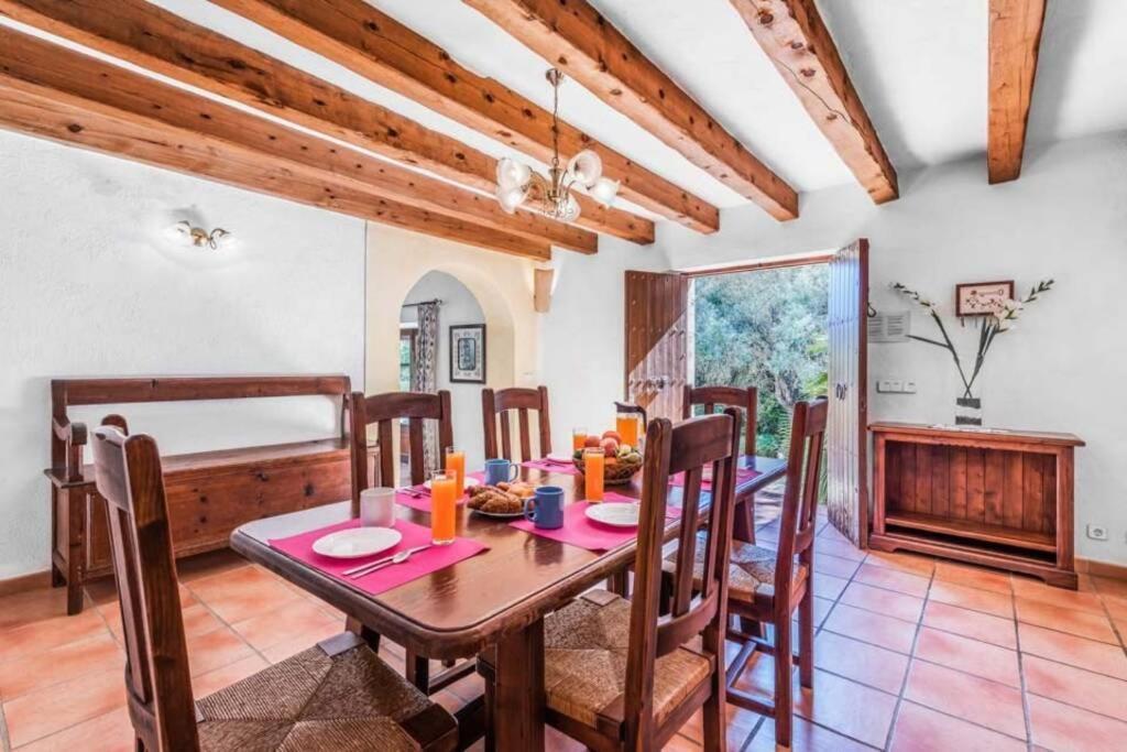 Pretty Close To Cala San Vicente By Renthousing Villa *